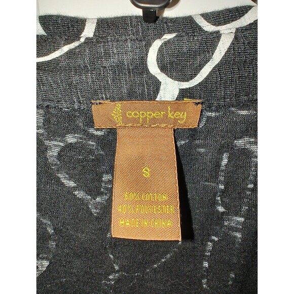 Copper Key Girls Size Small Button Down Black Shirt Glasses AOP Fast Shipping - Picture 6 of 13